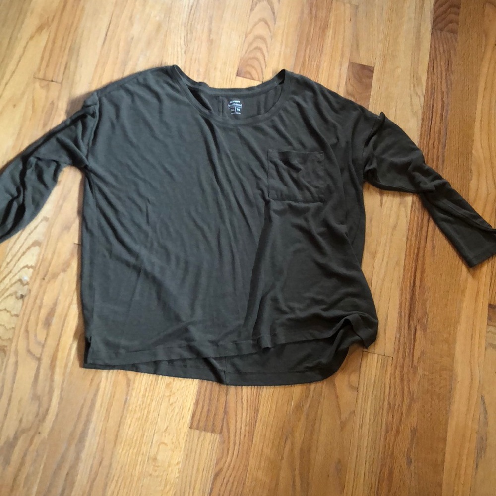 Women’s XL olive longsleeve boyfriend tee